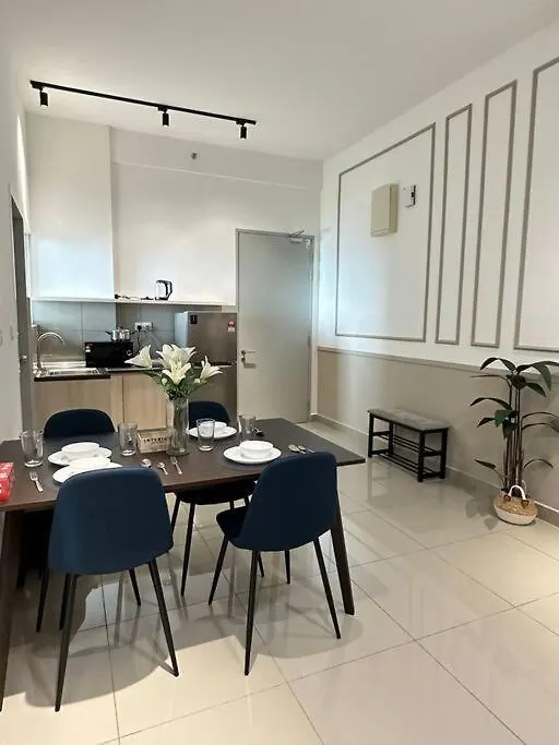 Seaview Amber Cove In Melaka Town Apartment
